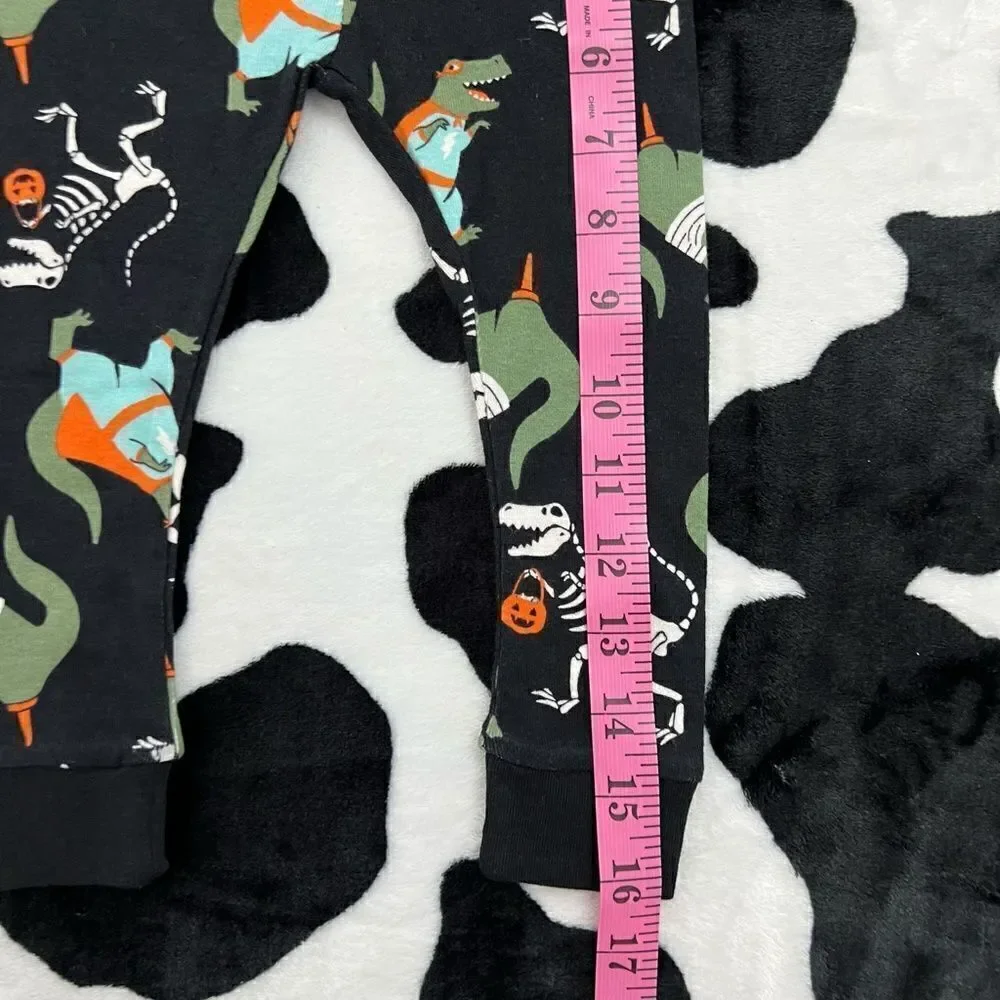 Carter's Halloween PJ Bundle 12 months | 4 (1 NWT)
